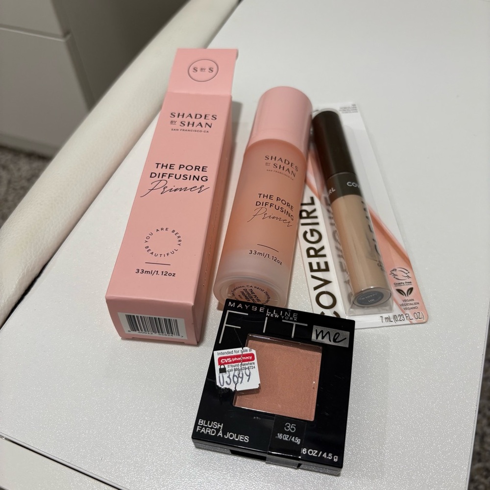 Maybelline Blush, and Covergirl Concealer in Porcelain & Primer Brand NEW!